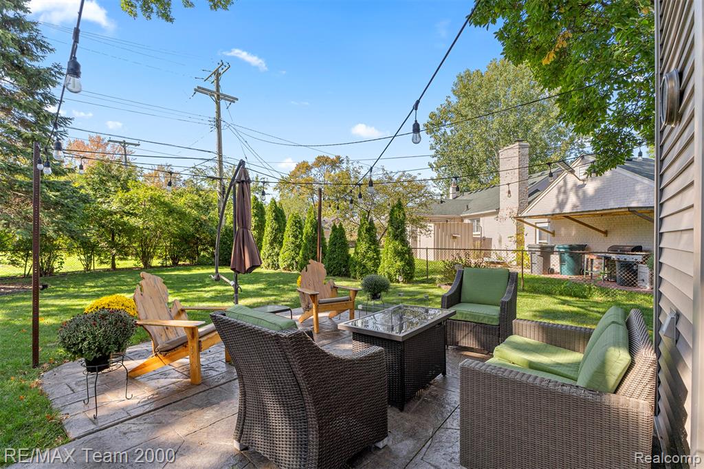 19195 Snow Avenue Property Photo 46