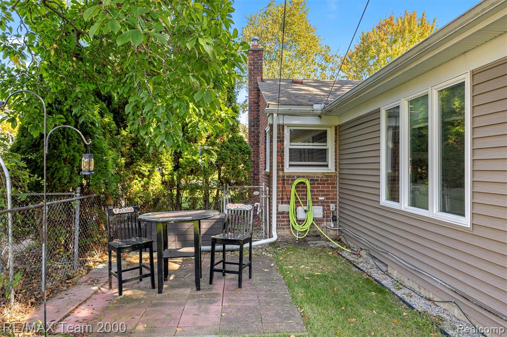 19195 Snow Avenue Property Photo 47