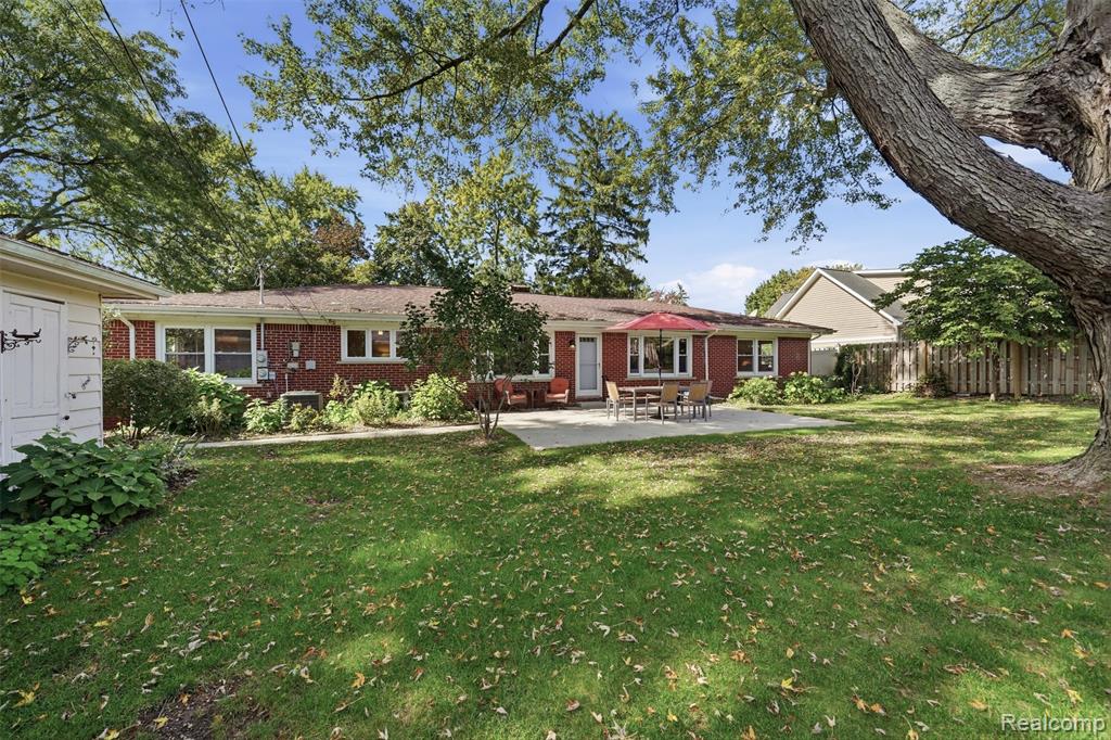 88 Greenside Avenue Property Photo 38