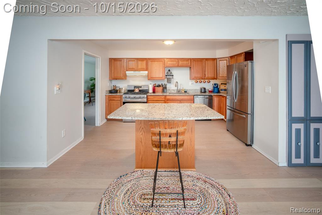 19655 Saxton Avenue Property Photo 3