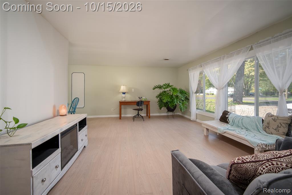 19655 Saxton Avenue Property Photo 11