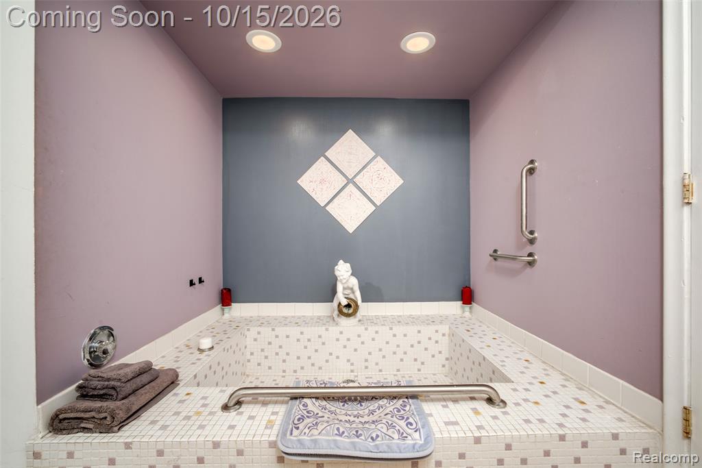 19655 Saxton Avenue Property Photo 21