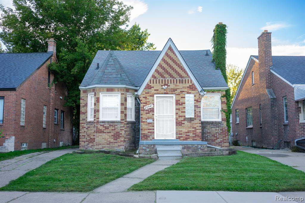 20447 Irvington Street Property Photo 1