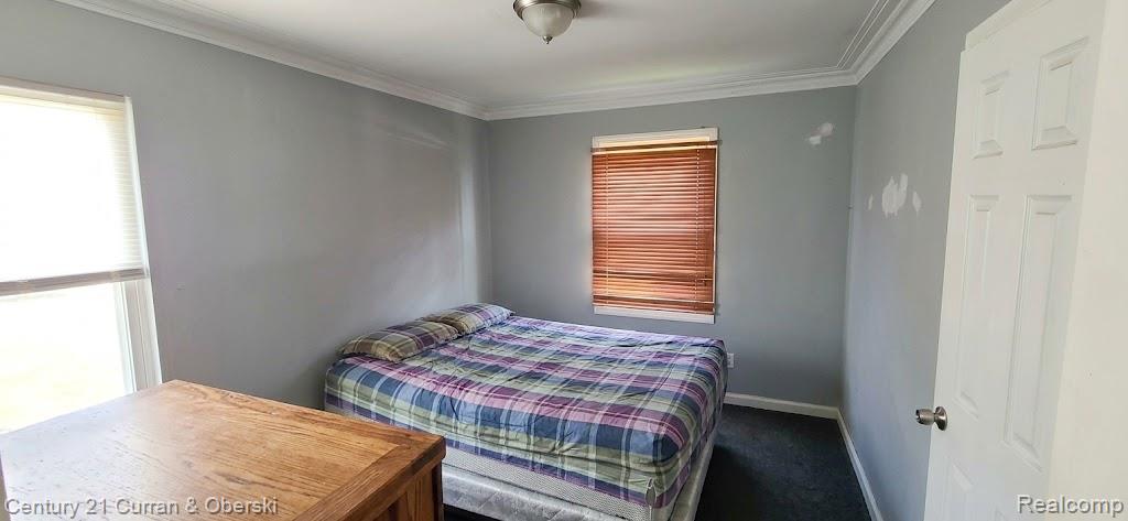 7672 W Outer Drive Property Photo 6