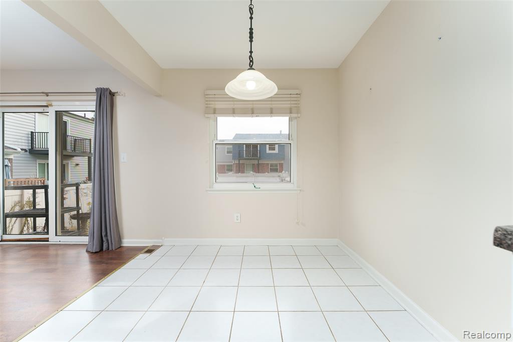 24801 Olde Orchard Street Property Photo 10