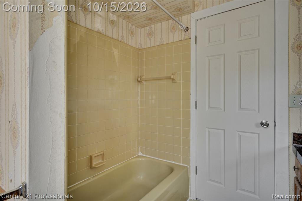 16129 Cambell Drive Property Photo 23