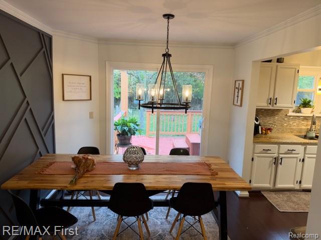 1645 Sarah Lane Property Photo 12