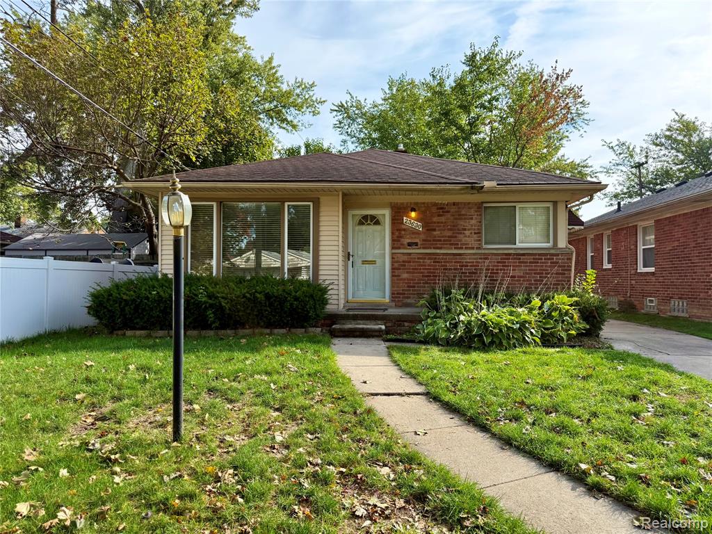 23630 Morton Street Property Photo 1