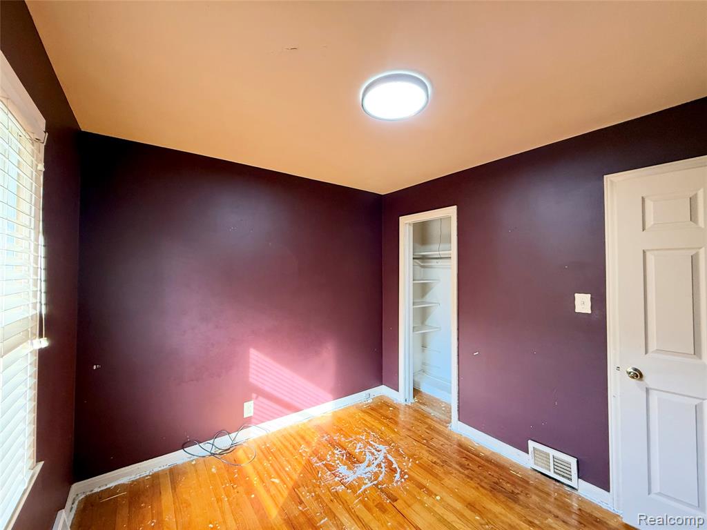 23630 Morton Street Property Photo 17