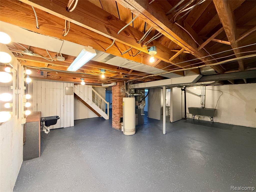 23630 Morton Street Property Photo 19