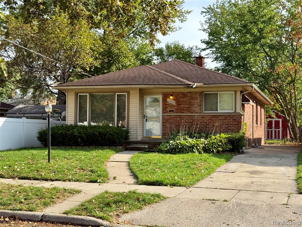 23630 Morton Street Property Photo 27