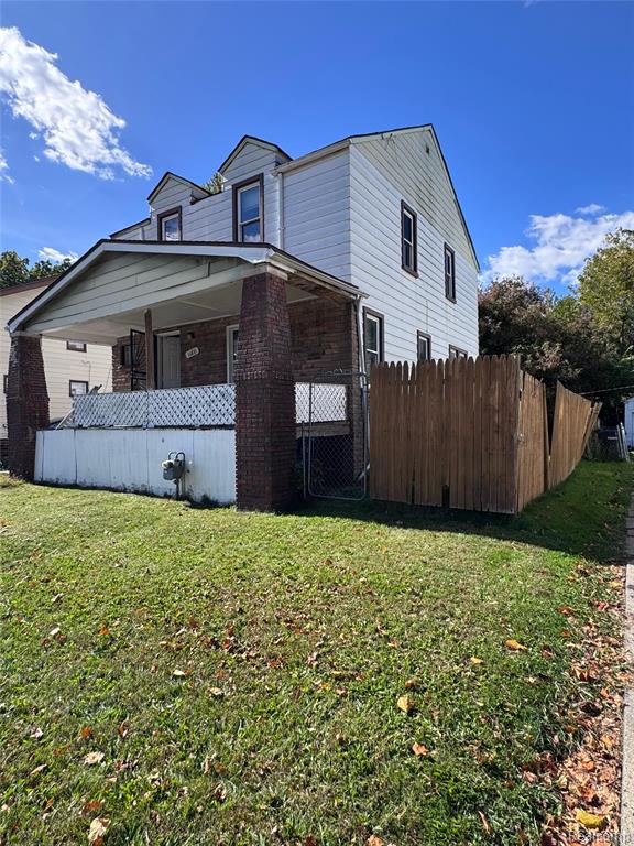 16881 Burgess Property Photo 1