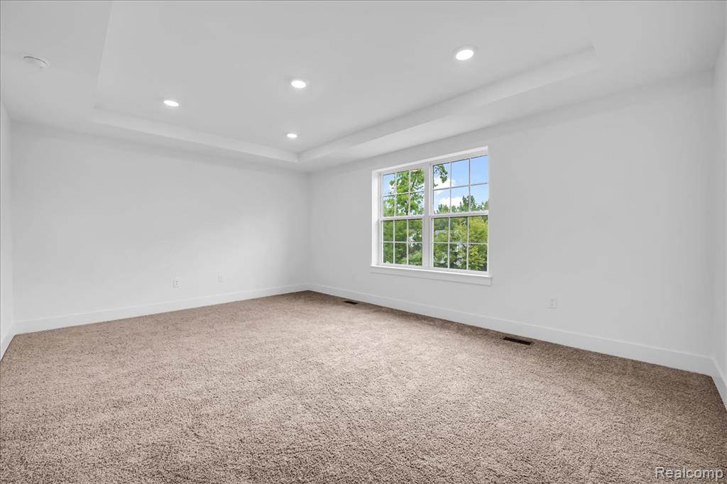 512 Village Lane Property Photo 19