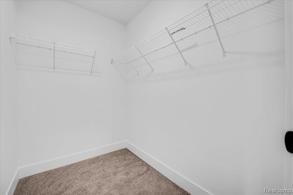 512 Village Lane Property Photo 21