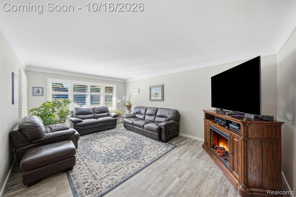 16237 Millar Road Property Photo 3