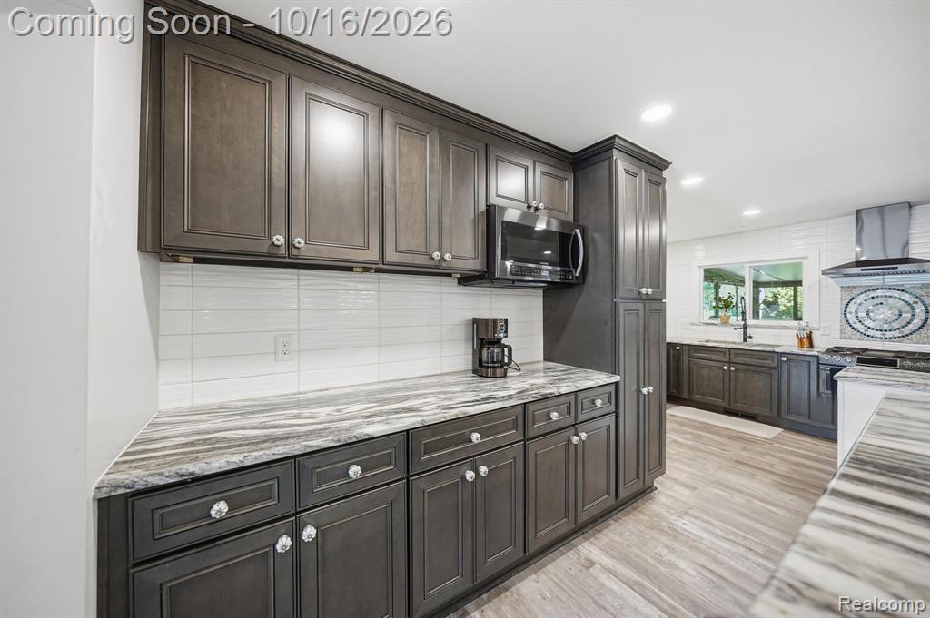 16237 Millar Road Property Photo 8