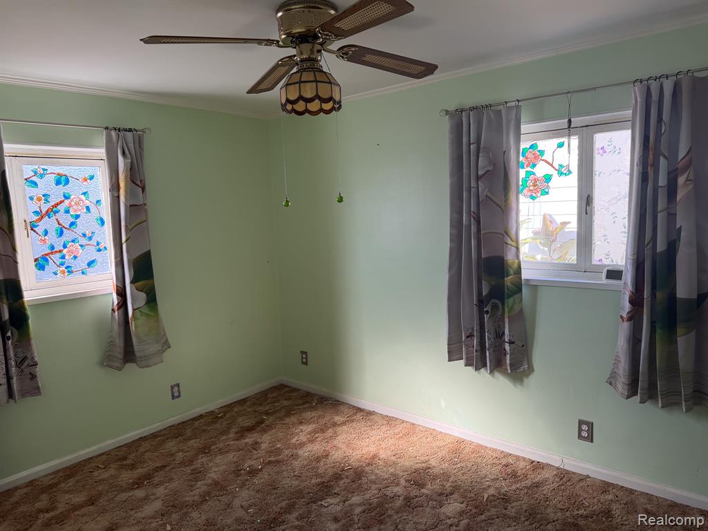 26743 Lenox Avenue Property Photo 11