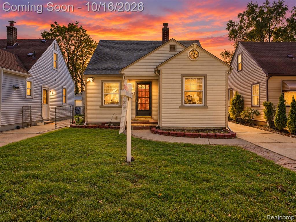 1769 Morris Avenue Property Photo 1