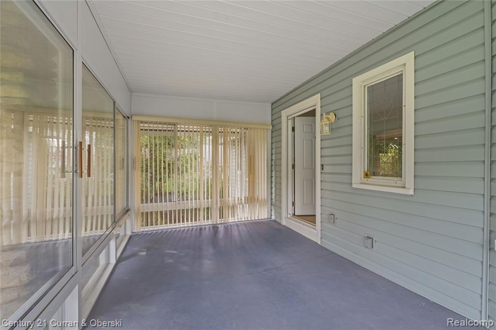 238 Alberta Street Property Photo 4