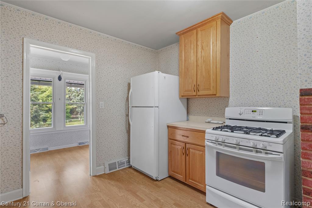 238 Alberta Street Property Photo 20