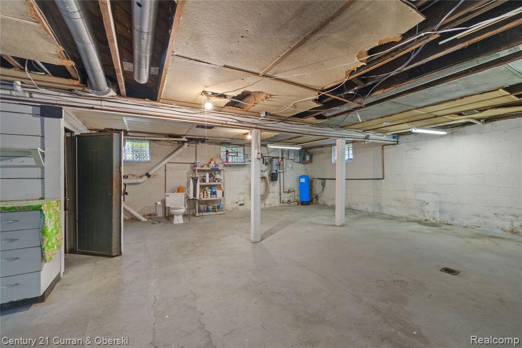 238 Alberta Street Property Photo 28