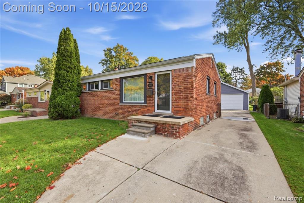 2932 Maplewood Avenue Property Photo 1