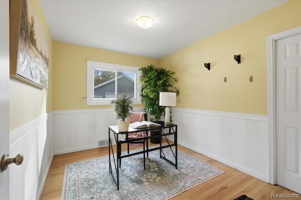 2932 Maplewood Avenue Property Photo 16