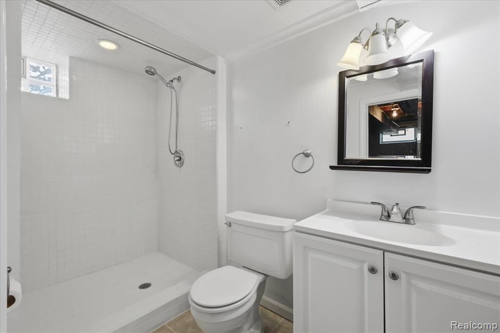 2932 Maplewood Avenue Property Photo 19