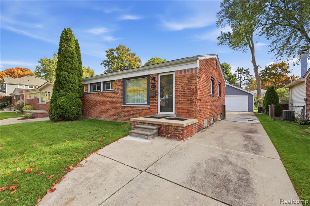 2932 Maplewood Avenue Property Photo 23