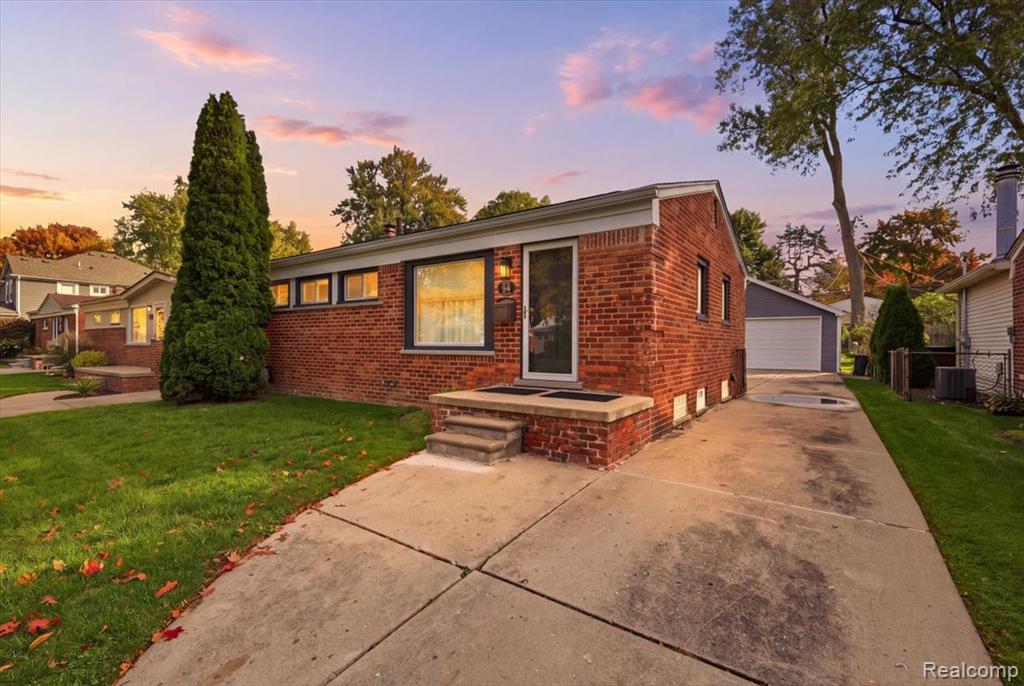 2932 Maplewood Avenue Property Photo 31