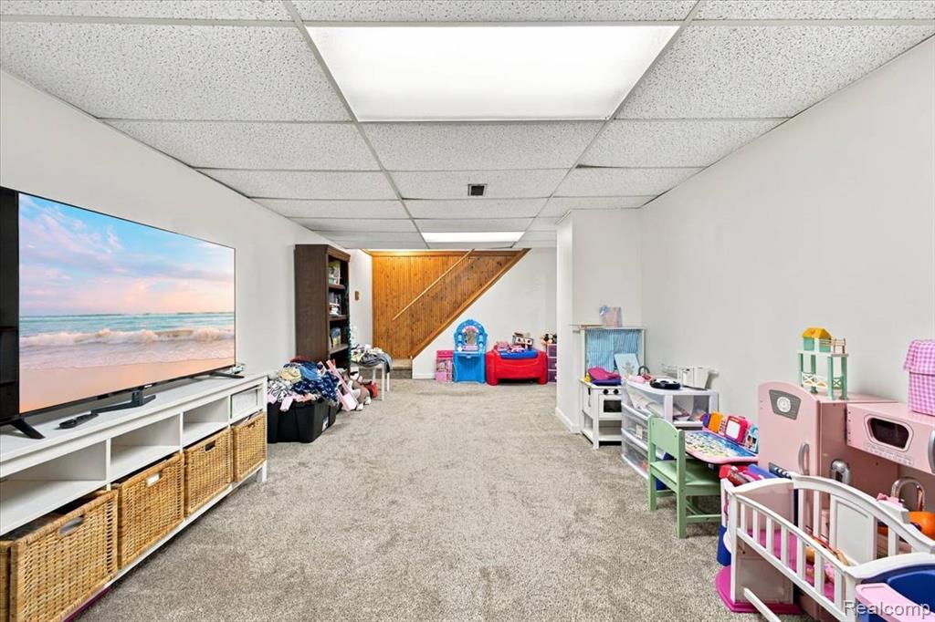 607 Ashburnham Street Property Photo 18