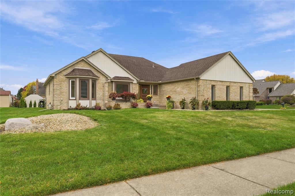 41419 Cilantro Drive Property Photo 3