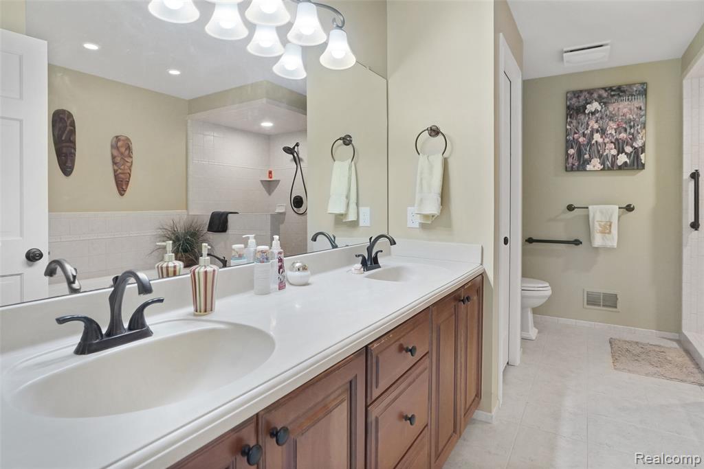 10244 Cornerstone Drive Property Photo 23