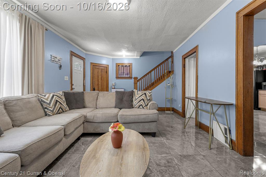 1920 Central Street Property Photo 17