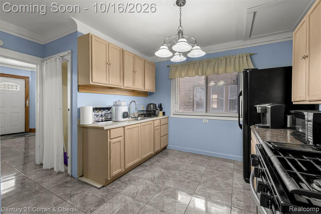 1920 Central Street Property Photo 22