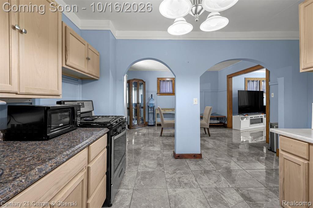 1920 Central Street Property Photo 24