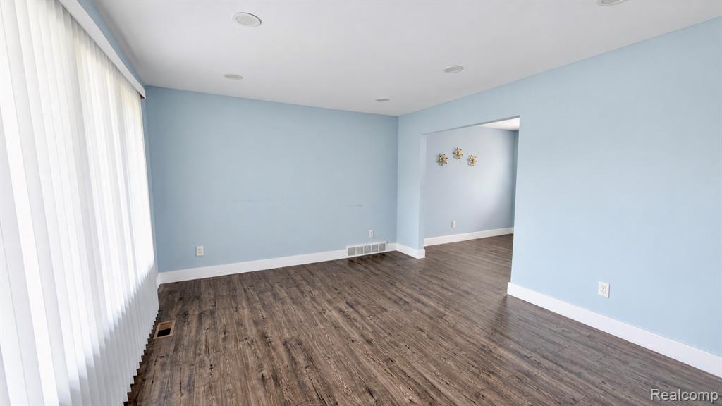 3528 Byrd Drive Property Photo 7