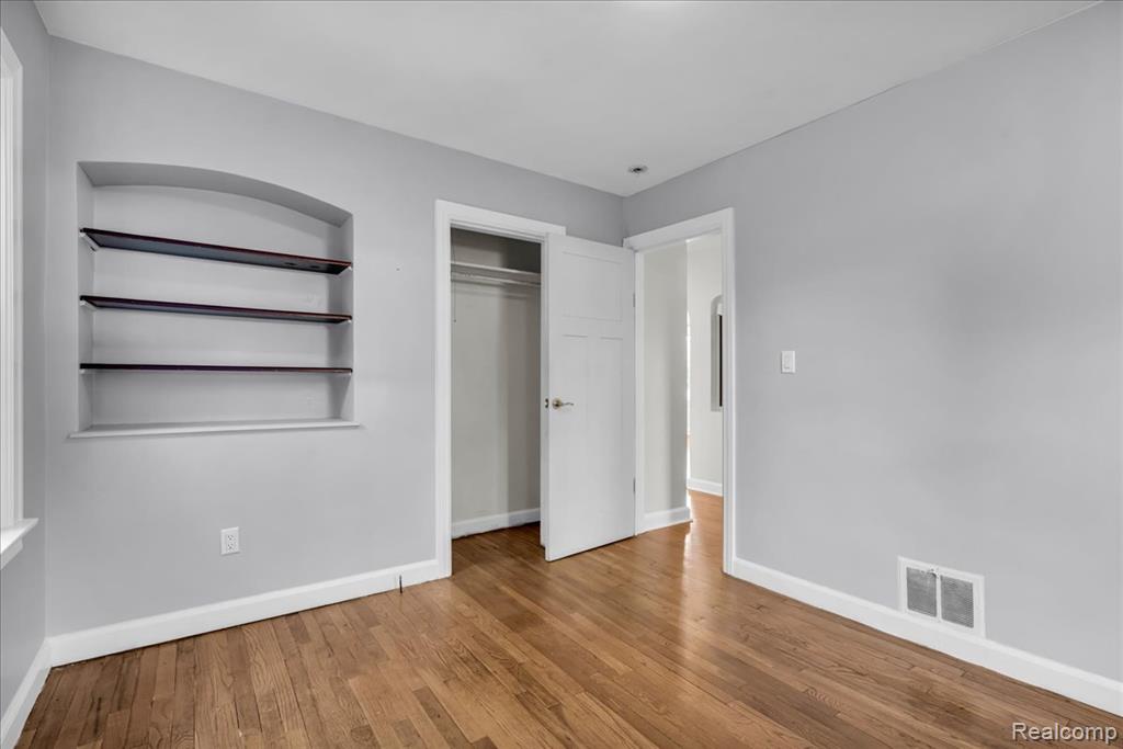 261 Preston Avenue Property Photo 21