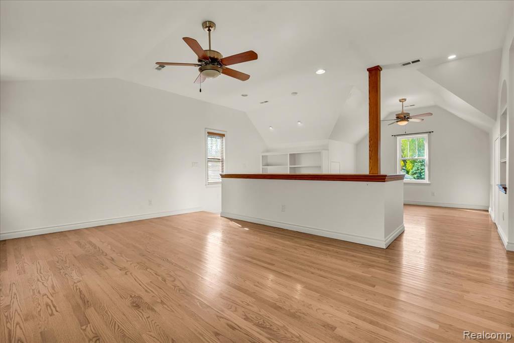 261 Preston Avenue Property Photo 24
