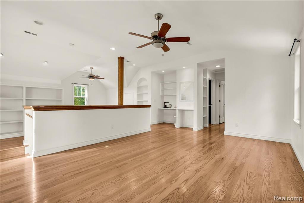261 Preston Avenue Property Photo 25