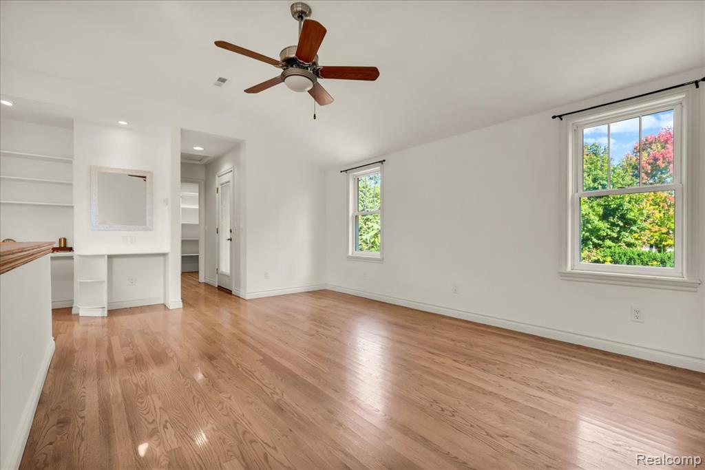 261 Preston Avenue Property Photo 26
