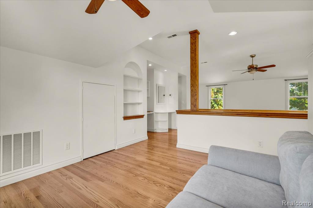 261 Preston Avenue Property Photo 29