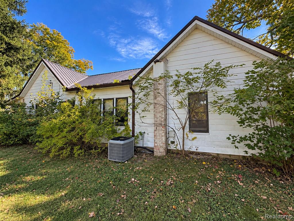 140 Handley Street Property Photo 7