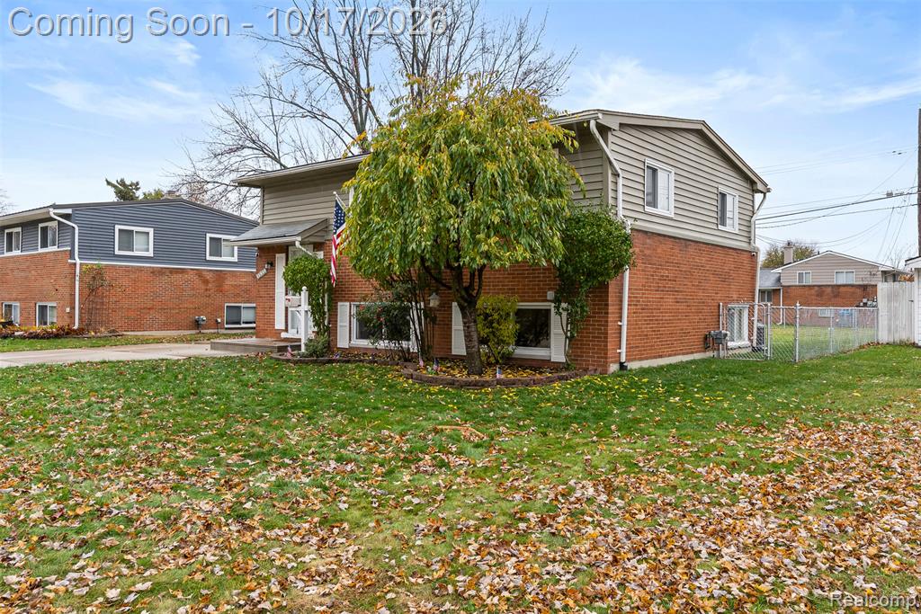 11840 Chattman Drive Property Photo 1