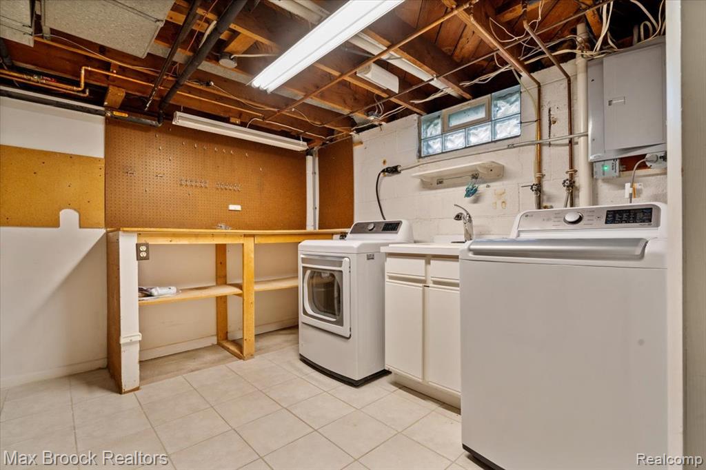 1330 N Oak Street Property Photo 21