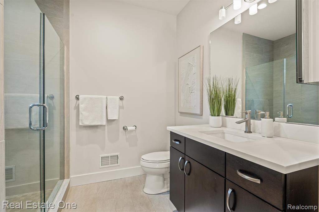9377 Anne Street Property Photo 26