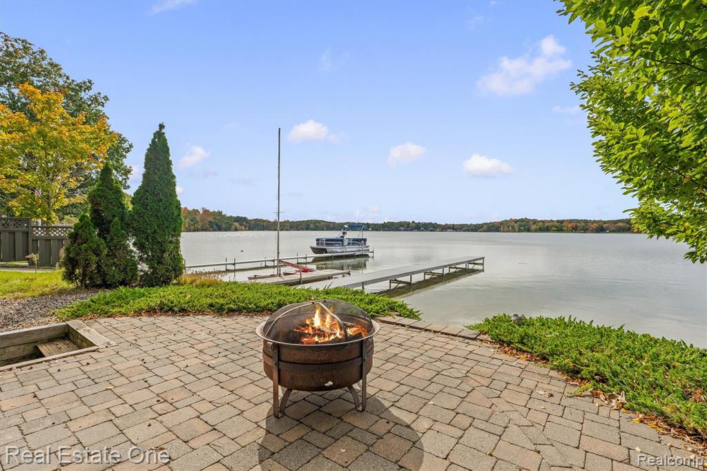 9377 Anne Street Property Photo 45