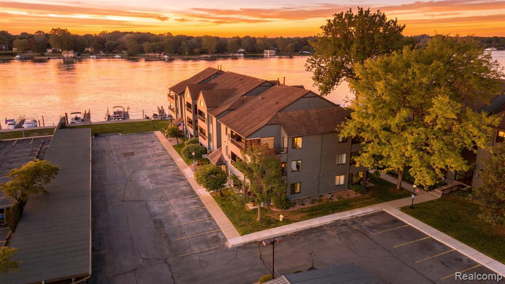 2445 Riverside Drive Property Photo 1