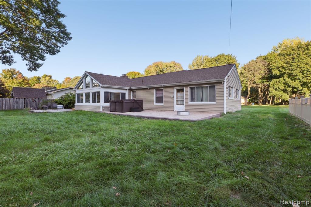 18111 Mayfield Street Property Photo 1