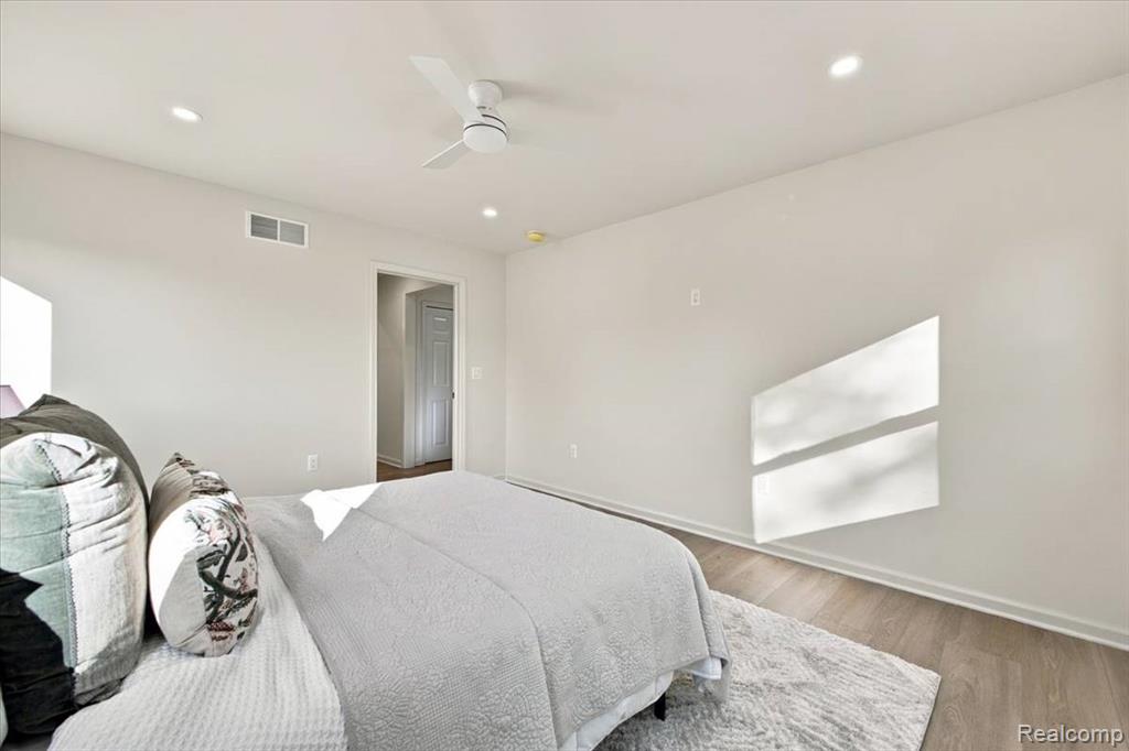 2204 Mahan Street Property Photo 24